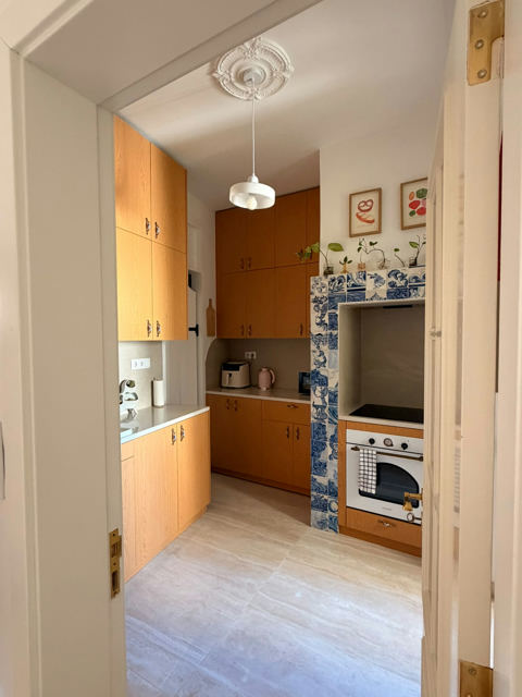 T2 Apartment for Rent in Santa Maria Maior, Lisboa - 6