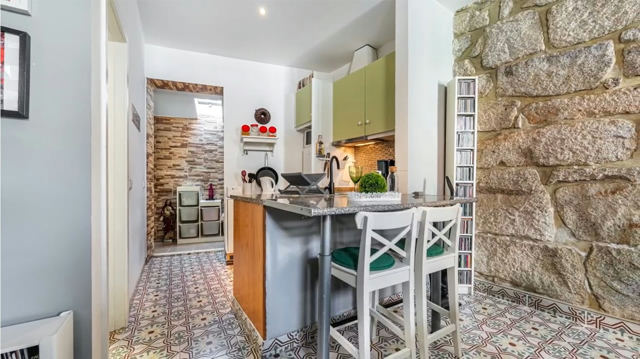 T1 Apartment for Rent in Santo Ildefonso, Porto - 3