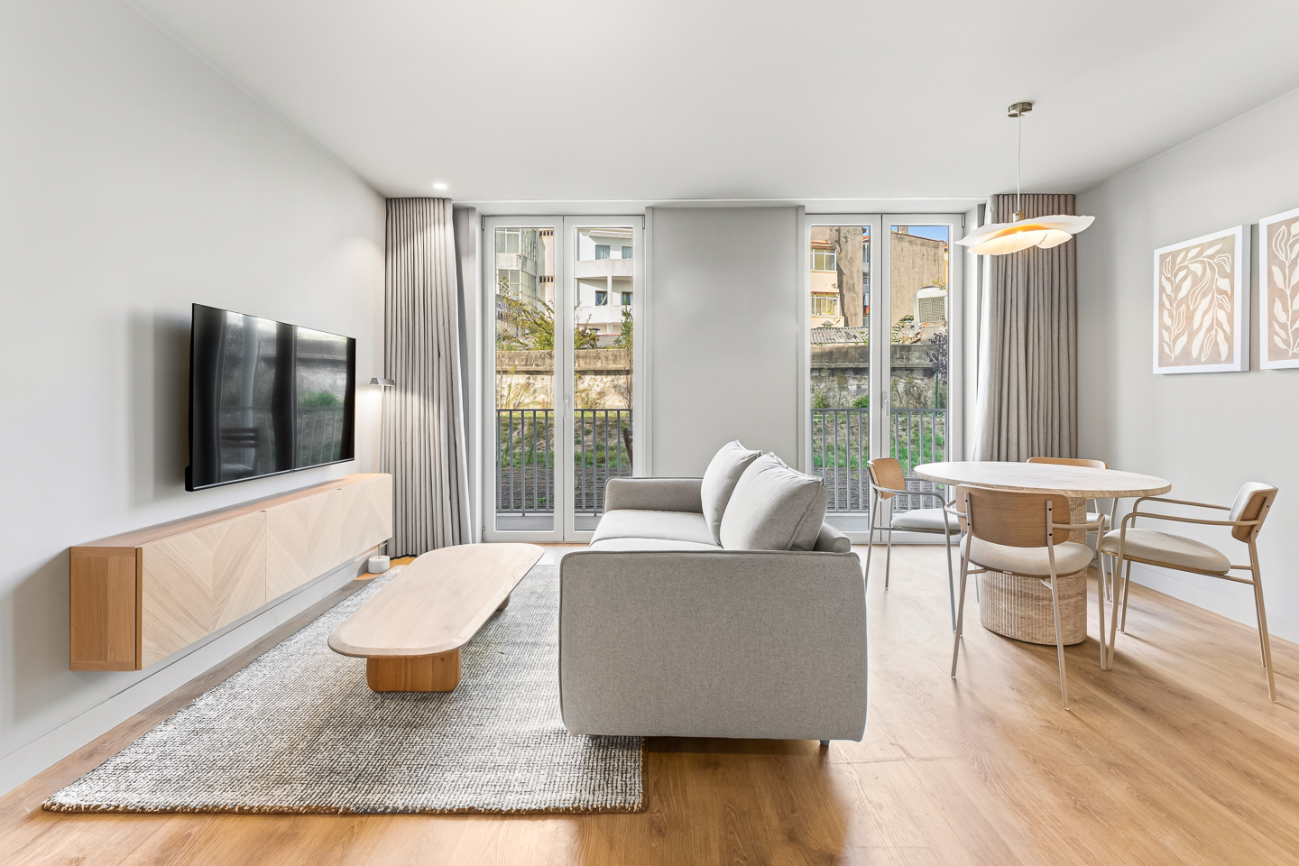 T0 Apartment for Rent in Leal, Porto - 11