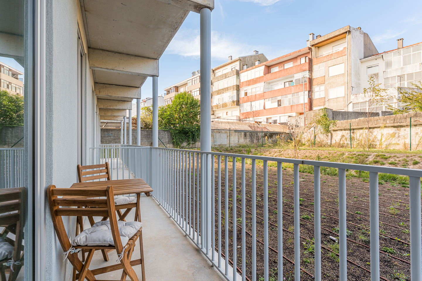 T0 Apartment for Rent in Leal, Porto - 12